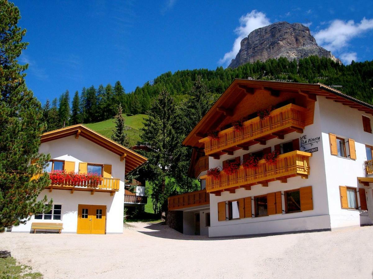 La Pineta Apartment Colfosco Luaran gambar